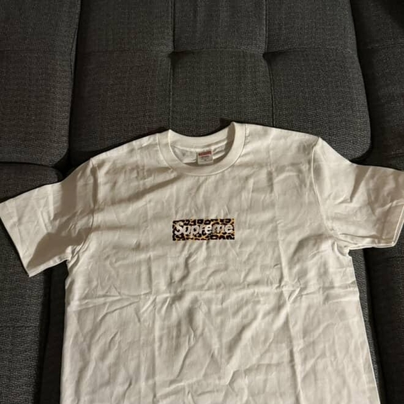 Supreme White Tee with Leopard Logo - Picture 1 of 5
